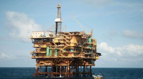 Trabalhador offshore morre em acidente na Bacia de Santos, informa Petrobras