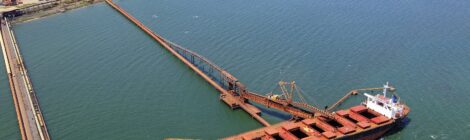 Porto de Itaguaí é o porto público que mais movimenta minério de ferro no Brasil