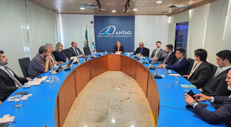 Diretoria da ANTAQ debate melhorias dos dados aquaviários com agentes marítimos