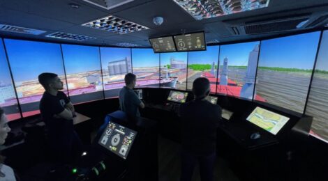 Praticagem-RJ conta com moderno Centro de Simulação para a condução de navios em segurança