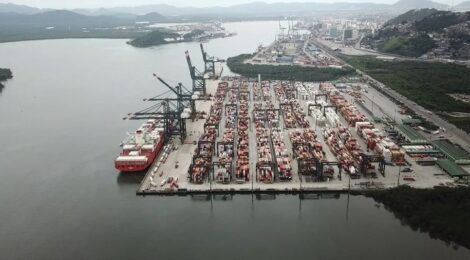 Porto de Santos recebe, pela primeira vez, navio com 366 metros de comprimento