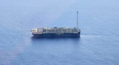 Petrobras conclui ancoragem da P-79 no campo de Búzios