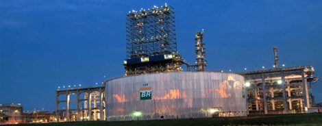 Acidente fatal em refinaria gera indenização por danos morais de R$ 500 mil