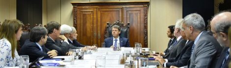 Empresas de navegação pedem apoio do governo para cabotagem e apoio marítimo