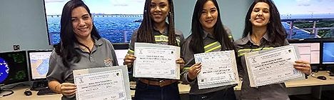 Porto do Açu certifica turma de operadores de VTS exclusivamente por mulheres