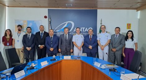 Agência recebe Marinha do Brasil para apresentar PGO hidroviário