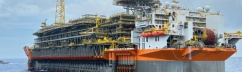 Petrobras produz mais petróleo e gás e vende menos derivados
