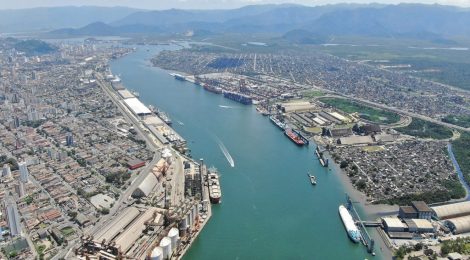 Porto de Santos registra 17 milhões de toneladas de cargas em julho