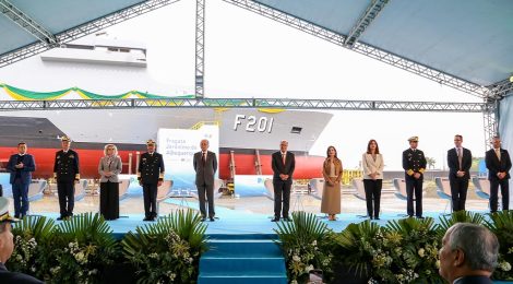 Em Itajaí, Alckmin e Múcio dizem que indústria naval é estratégica para soberania