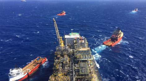 Frota de apoio marítimo em AJB encerrou outubro estável