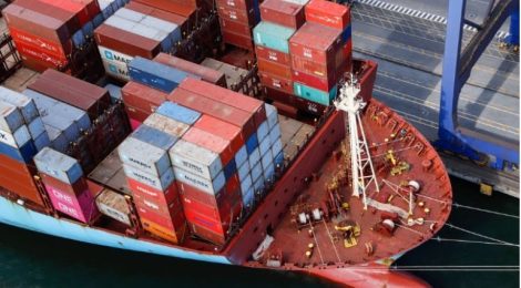 Em 2026, entrará em vigor uma regra de notificação obrigatória para contêineres perdidos no mar