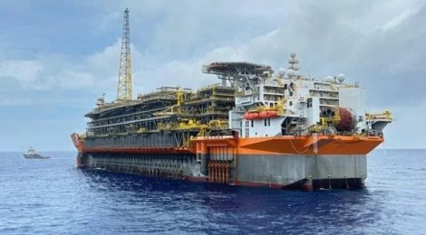 Petrobras lucra e investe mais em 2025